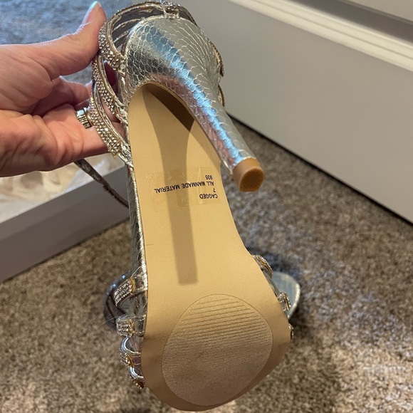 Steve Madden caged heels, sparkly silver - Picture 4 of 5